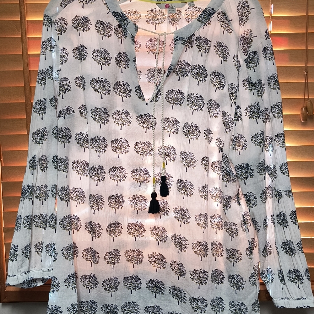 Women's White and Black Tree Print Top
